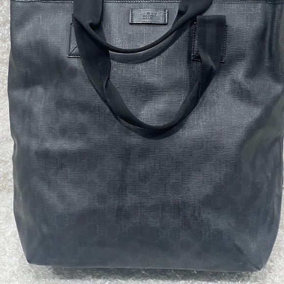 GUCCI GG Supreme Vertical Tote